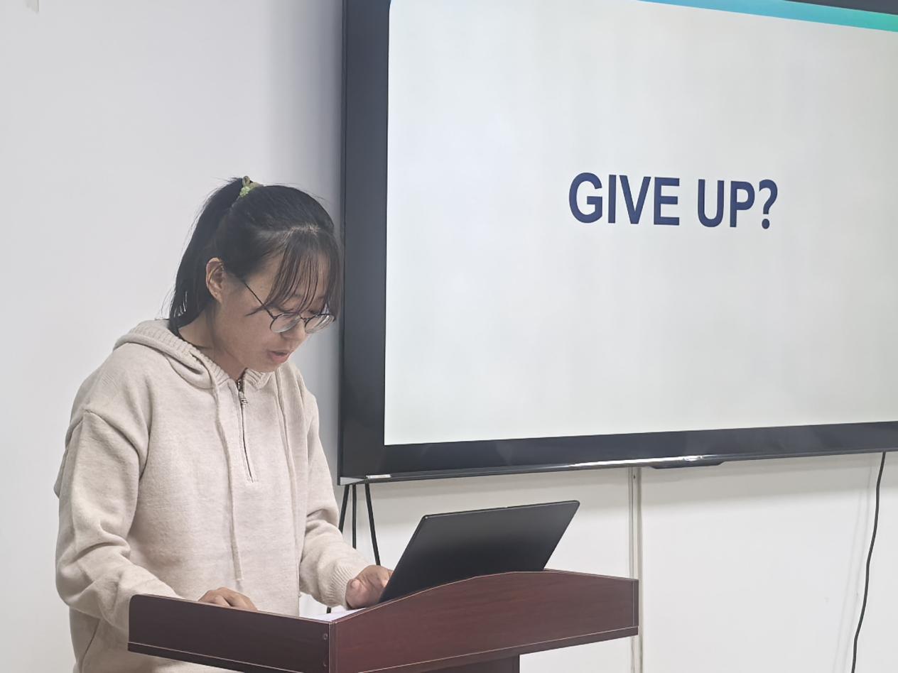 7ea7508267e5529d4b8ec0c9b4504824